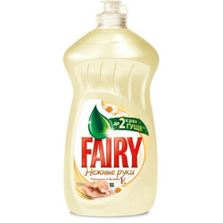 Fairy. Жидкость для мытья посуды Нежные руки ромашка и витамин Е 500 мл (5413149477728)