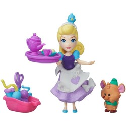 Hasbro. Игровой набор "Маленькое королевство: Золушка и ее друг", 7,5см (B5333)