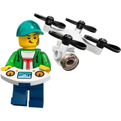 Lego. Конструктор  Хлопець з дроном 13 деталей(71027-16)