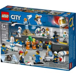 Lego. Конструктор  "Комплект мініфігурок "Дослідження космосу"" 209 деталей(60230)