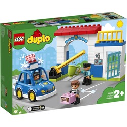 Lego. Конструктор Поліцейський відділок 38 деталей(10902)